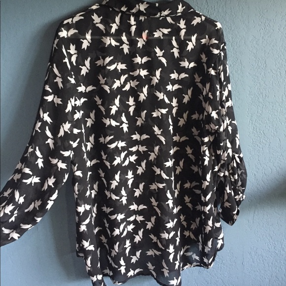 Black and white button up bird blouse - Picture 5 of 5